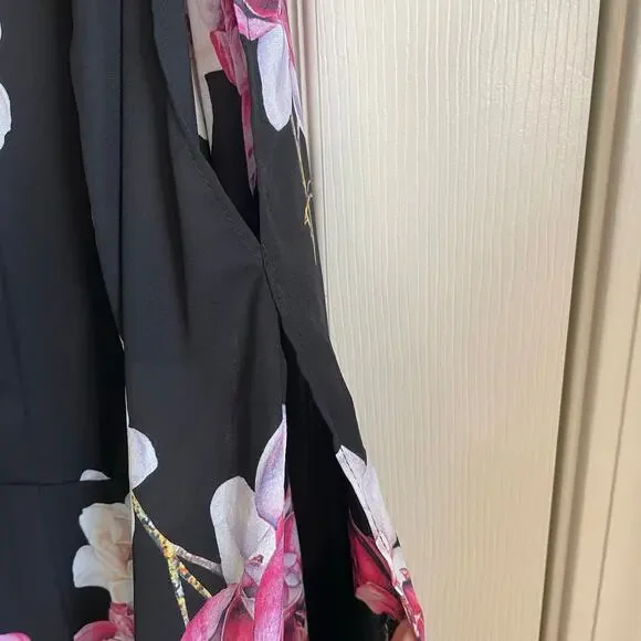 Venus Hi-Low Dress Sz 18 V-Neck Black Pink Floral Liner Bell Cut Out Sleeves - Picture 6 of 15